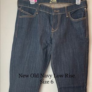 New old navy low rise size 6